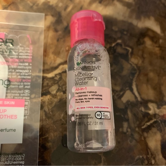 Garnier Skinactive Micellar Cleansing Water All-in-1 travel set - Picture 4 of 9